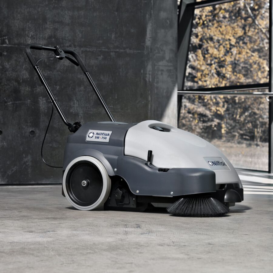Barredora Nilfisk SW750S