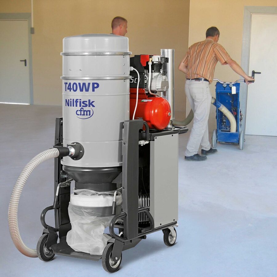 Aspirador Trifásico Para Agua y Polvo Nilfisk T40W